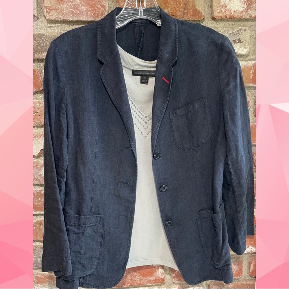 Blue lightweight blazer.  BLAZER ONLY.  Top is for visualization of blazer.